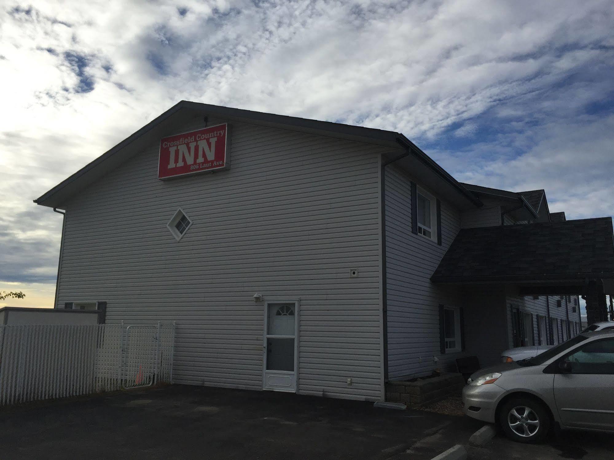 Crossfield Country Inn Bagian luar foto
